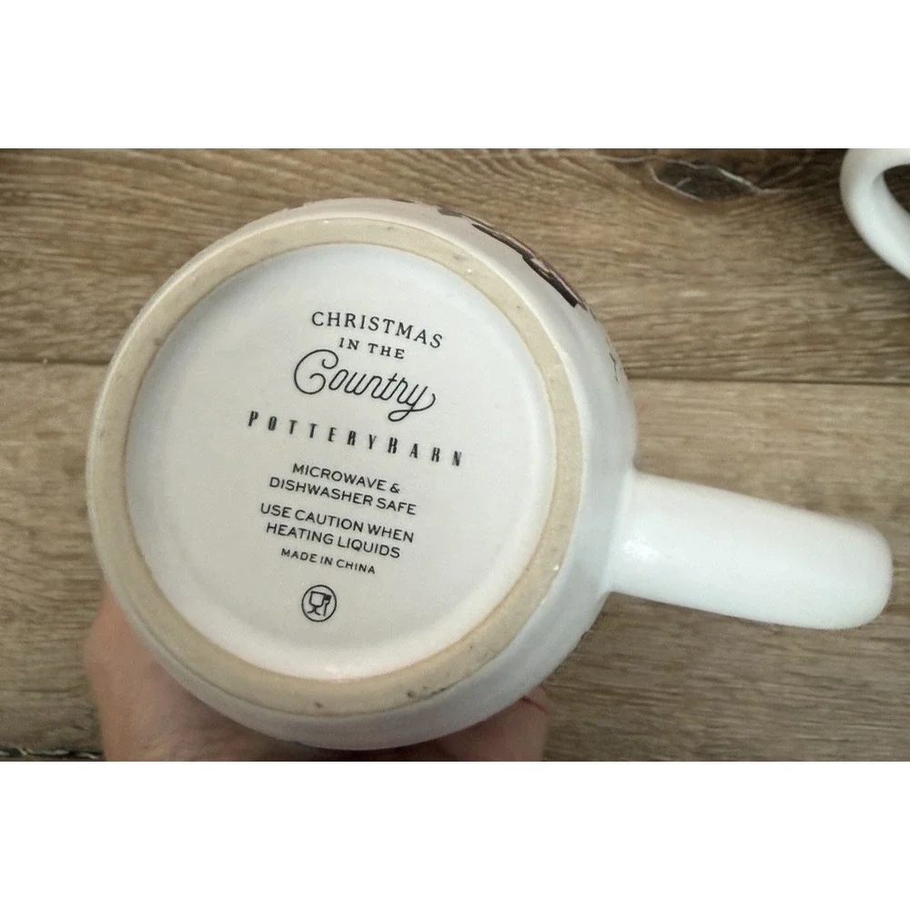 Pottery Barn Christmas in the Country Mugs Set of 4 Santa Holiday Stoneware